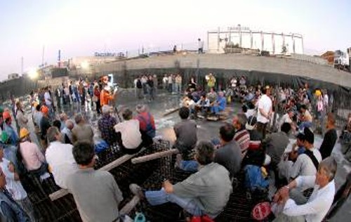 Να συνειδητοποιήσουν τη δύναμή τους κάλεσε τους εργάτες η Αλέκα Παπαρήγα