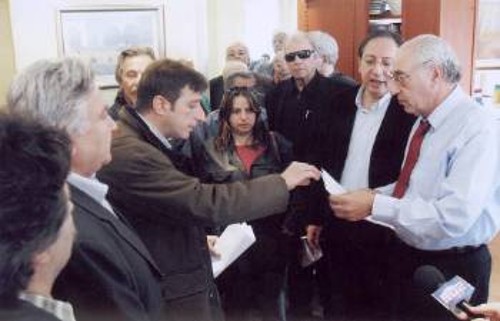 Από τη διαμαρτυρία των ταξικών συνδικάτων για το χαράτσι στις εξετάσεις προληπτικής ιατρικής