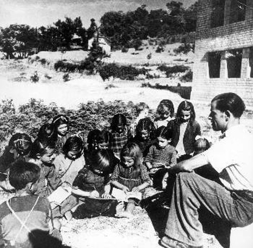 Η Παιδεία στην Αντίσταση μέσα από το εκπαιδευτικό σχέδιο της ΠΕΕΑ