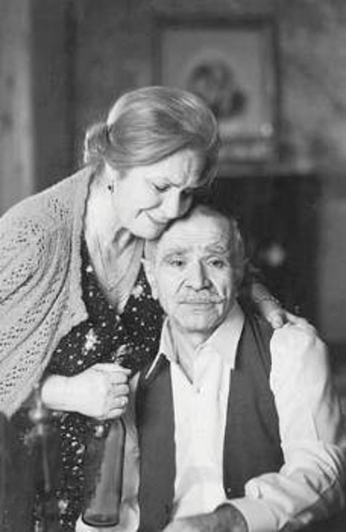 «Ενας ήρωας με παντούφλες» στο Εθνικό Θέατρο