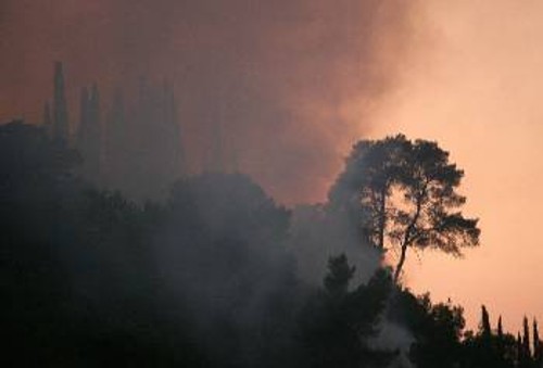 Παρά τη γενική υποχώρηση, ορισμένα μέτωπα παρέμεναν επικίνδυνα και χτες