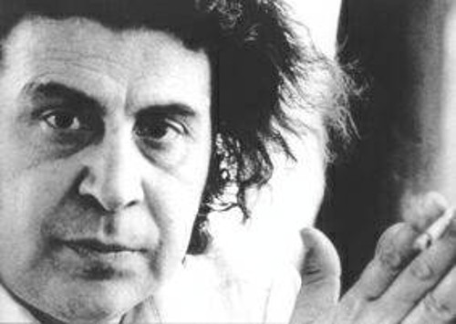Μίκης Θεοδωράκης