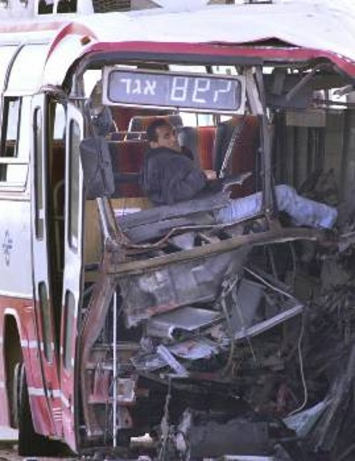 Το λεωφορείο με το οποίο εκδηλώθηκε η επίθεση