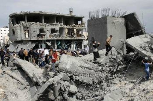 Εικόνες καταστροφής από τους ισραηλινούς βομβαρδισμούς στη Ράφα