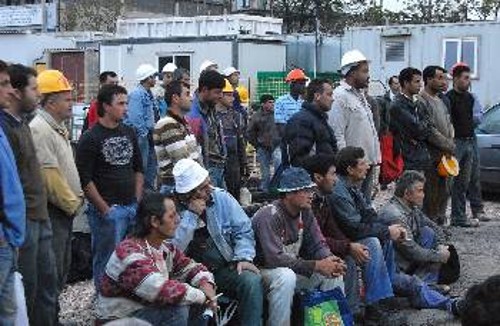 Τα εργασιακά και ασφαλιστικά δικαιώματα χιλιάδων εργαζομένων βρίσκονται υπό διαρκή αμφισβήτηση από τις κυβερνήσεις του κεφαλαίου