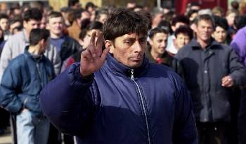 Από διαδήλωση των Σέρβων στην Γκρακάνιτσα ενάντια στις προκλήσεις του «UCMPB»