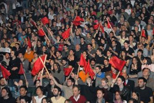 «Εννιά δεκαετίες αγώνας και θυσία, το ΚΚΕ στην πρωτοπορία»