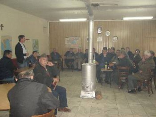 Με τους κατοίκους στο Πολυπόταμο