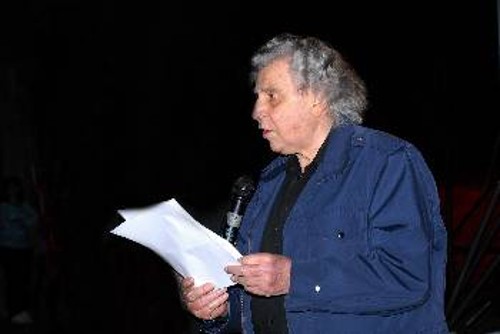 Ο Μίκης Θεοδωράκης