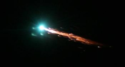 3. Το «Ιούλιος Βερν» μοιάζει πια με κομήτη, εξαιτίας των πυρακτωμένων κομματιών που αφήνει πίσω του