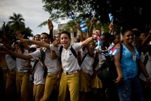 Οι νέοι μαθητές και φοιτητές οι «προνομιούχοι» της σοσιαλιστικής Κούβας