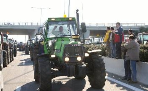 Χιλιάδες μικροί αγρότες πλήττονται από τη φορολογία στο πετρέλαιο, την κατάργηση της οποίας ζητάει το ΚΚΕ