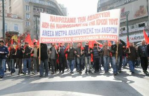 Σύνθημα οργάνωσης ενάντια στην ένταση της αντεργατικής επίθεσης δίνουν οι οικοδόμοι