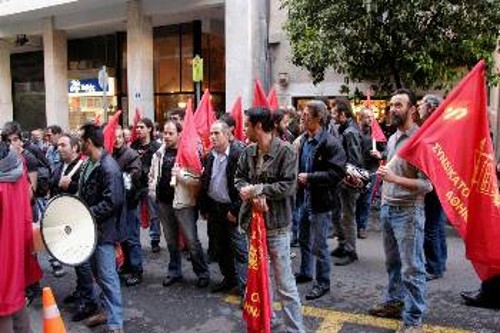 Από την προχτεσινή κινητοποίηση των οικοδόμων στην Αθήνα