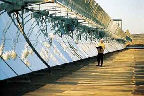 Από πάρκο ηλιακής ενέργειας στην Καλιφόρνια