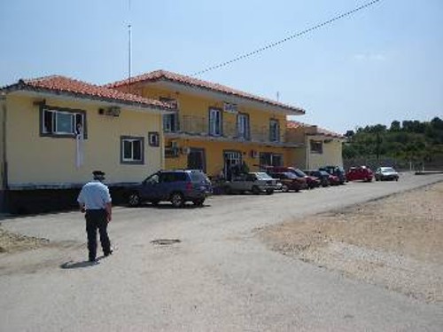 Η νέα φυλακή για μετανάστες που επεκτείνεται στον Εβρο