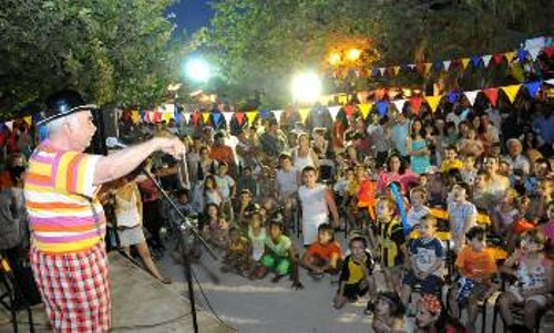 Υπαίθρια παιχνίδια για τα μεταναστόπουλα στο περσινό διήμερο