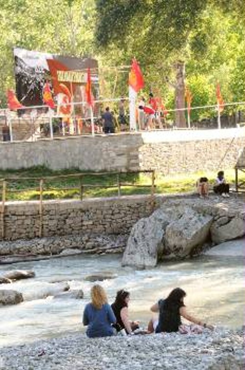 Από χτες έφτασαν οι πρώτοι κατασκηνωτές στο Νεστόριο...