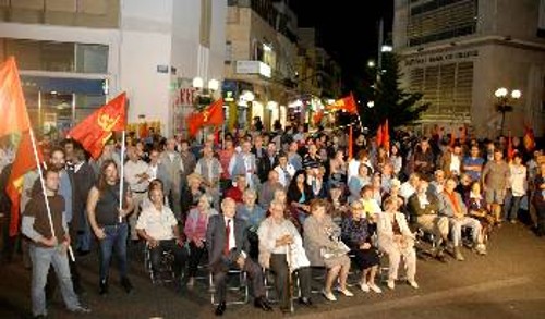 Αποψη της συγκέντρωσης στη Νέα Ιωνία