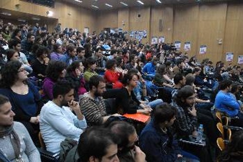 Από προηγούμενη βιβλιοπαρουσίαση της ΚΟΑ του ΚΚΕ