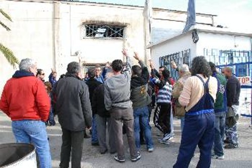 Οι εργάτες έκαναν επί τόπου Γενική Συνέλευση κι αποφάσισαν πως συνεχίζουν