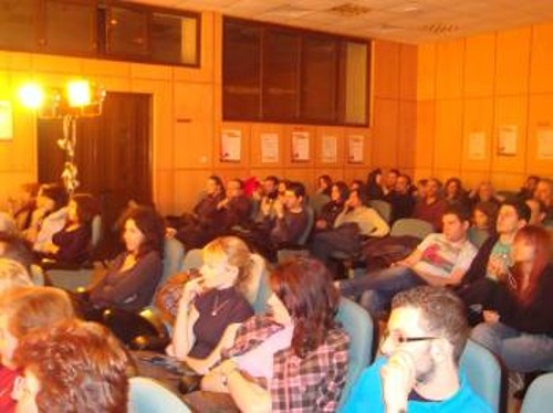 Πολλοί νεαροί εργαζόμενοι συμμετείχαν στις εκδηλώσεις