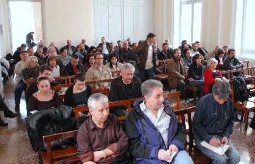 Στιγμιότυπο από τη σύσκεψη του Σαββάτου