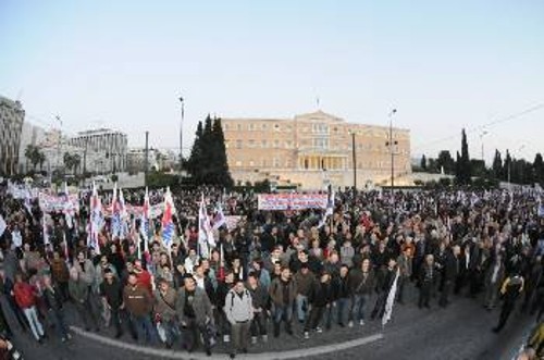 Από το χθεσινό συλλαλητήριο τπυ ΠΑΜΕ στην Αθήνα
