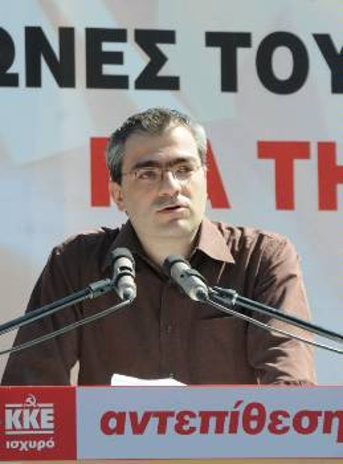 Ο Κ. Παπαδάκης στο βήμα της εκδήλωσης