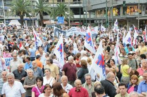 Η ΝΔ αθροίζεται στις δυνάμεις που έχουν κηρύξει τον πόλεμο στο λαό. Η πολιτική της ήττα, μαζί με το ΠΑΣΟΚ, είναι προϋπόθεση για να βγει από την αναμέτρηση νικητής ο λαός