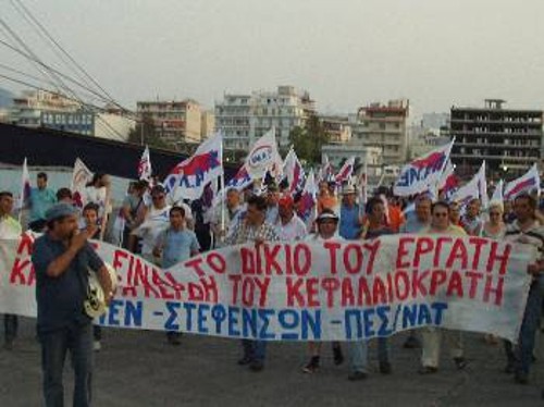 Οι απαιτήσεις των εφοπλιστών πρέπει να ξεσηκώσουν όλο το λαό (φωτ. από πορεία ναυτεργατών στην Κόρινθο)