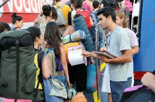 Από πανεξόρμηση του ΚΚΕ στο λιμάνι το καλοκαίρι που μας πέρασε