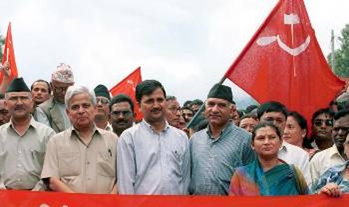 Από παλιότερη διαδήλωση των κομμουνιστών στο Νεπάλ