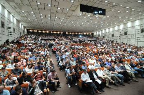 Από τη χτεσινή συζήτηση στην έδρα της ΚΕ στον Περισσό
