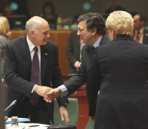 Η κυβέρνηση είναι συνεργός στο ζοφερό μέλλον που ετοιμάζει για τον ελληνικό και τους άλλους λαούς η ΕΕ. Η καταδίκη της, όπως και η καταδίκη όλων των κομμάτων του ευρωμονόδρομου, είναι προϋπόθεση αναγκαία για να δει ο λαός καλύτερες μέρες