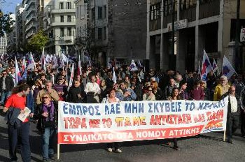 Η συσπείρωση στα ταξικά συνδικάτα προβάλλει ως μονόδρομος και για τους συμβασιούχους των δήμων