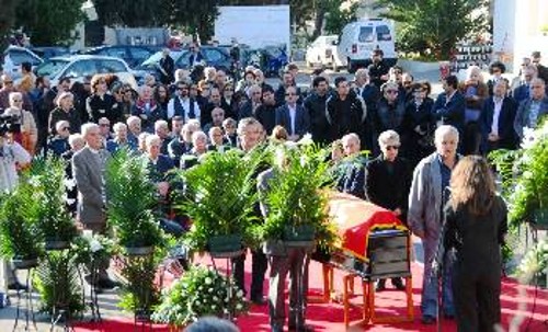 Από τη χτεσινή πολιτική τελετή στο νεκροταφείο της Καισαριανής