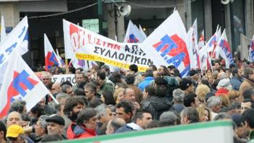 Αν οι εργαζόμενοι και ο λαός δεν στοχοποιήσουν την αντιλαϊκή στρατηγική του κεφαλαίου και τα κόμματά του, θα μεγαλώνουν διαρκώς οι κίνδυνοι να πιάσει τόπο η βάρβαρη επίθεση