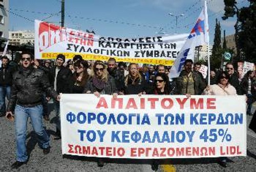 Η φορολογική επιβάρυνση των λαϊκών στρωμάτων είναι ευθέως ανάλογη με τις φοροαπαλλαγές και φοροελαφρύνσεις για το κεφάλαιο