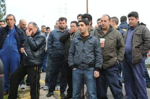 Εργατοϋπάλληλοι όλων των ηλικιών και κάθε ειδικότητας βρίσκονται στο στόχαστρο της επίθεσης για τα συμφέροντα του κεφαλαίου. Η ανατροπή της στρατηγικής τους είναι όρος επιβίωσης για την εργατική τάξη και τα άλλα λαϊκά στρώματα