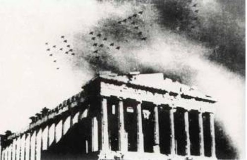 ΝΑΤΟικά αεροπλάνα πάνω από την Ακρόπολη τη δεκαετία του '50
