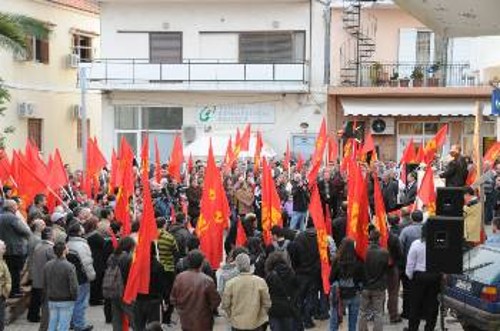 Από τη χτεσινή συγκέντρωση στο Μαρτίνο