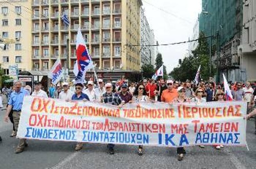 Το «κούρεμα» των αποθεματικών των Ταμείων είναι η άλλη όψη της διαχρονικής καταλήστευσής τους από την πλουτοκρατία, με ευθύνη των κομμάτων της