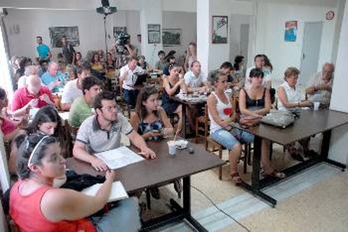Από την πρόσφατη κοινή σύσκεψη φοιτητών, διδασκόντων και εργαζομένων στα ιδρύματα για την οργάνωση της πάλης ενάντια στο νόμο - πλαίσιο