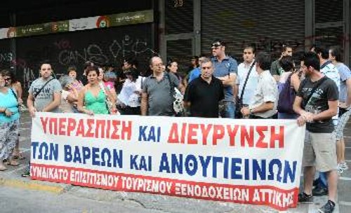 Την ώρα που οι ταξικές δυνάμεις αγωνίζονται για την υπεράσπιση των ΒΑΕ, ο εργοδοτικός και κυβερνητικός συνδικαλισμός της Ομοσπονδίας βγάζει κατάπτυστα δελτία Τύπου ενάντια στο ταξικό Συνδικάτο