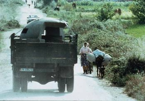 Από την ταινία του Φατμίρ Κότσι, «Τίρανα έτος μηδέν» (Χρυσός Αλέξανδρος)