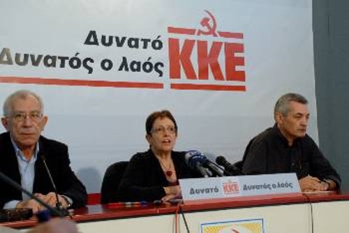 Από τη συνέντευξη Τύπου, την Πέμπτη, στην έδρα της ΚΕ του ΚΚΕ στον Περισσό