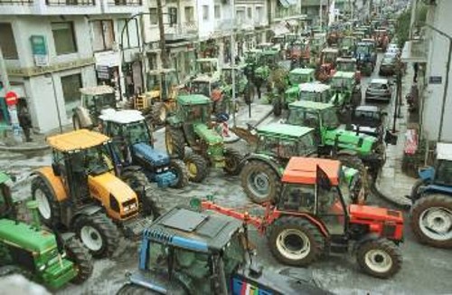Την άμεση άρση των διώξεων των αγροτών ζητά το ΚΚΕ σε Βουλή και Ευρωβουλή