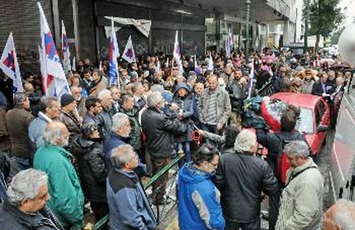 Από πρόσφατη κινητοποίηση ενάντια στο κλείσιμο ΟΕΚ-ΟΕΕ