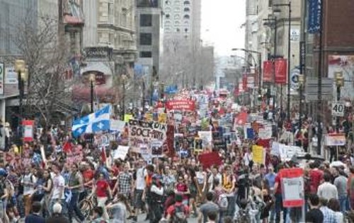 Από πρόσφατη μεγάλη φοιτητική και λαϊκή διαδήλωση στο Κεμπέκ